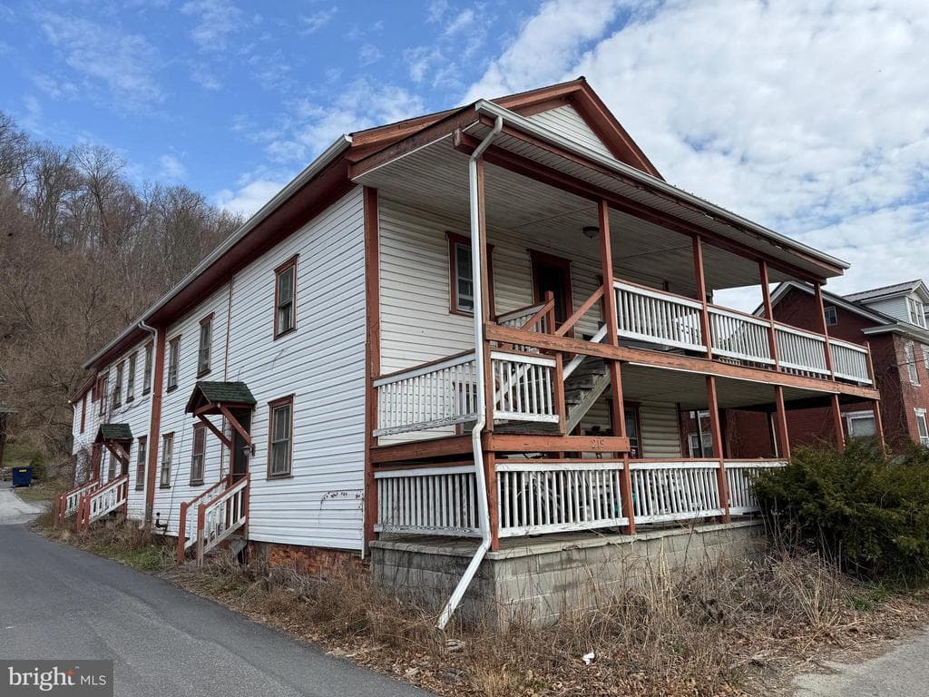 Property photo #18 for 219 W Main Street, Everett PA 15537