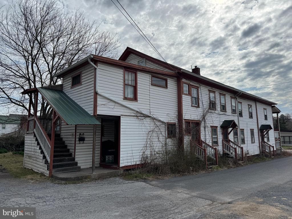 Property photo #4 for 219 W Main Street, Everett PA 15537