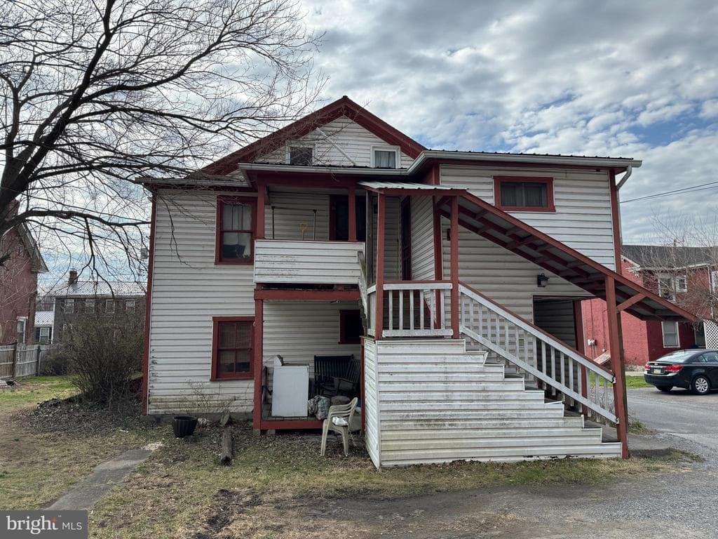 Property photo #6 for 219 W Main Street, Everett PA 15537
