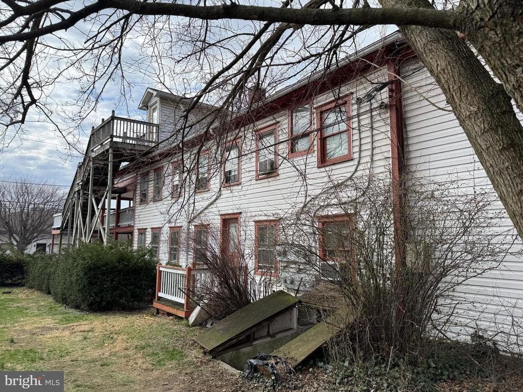Property photo #9 for 219 W Main Street, Everett PA 15537