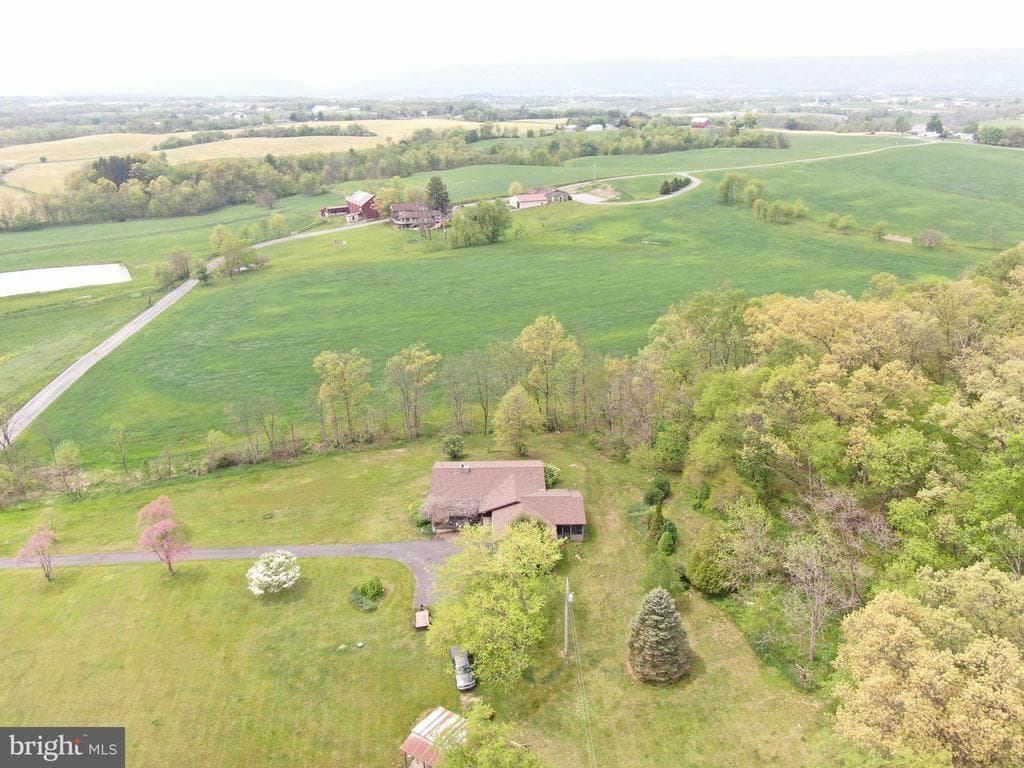 Property photo #10 for 15004 Burnt Mill Rd, Shippensburg, PA 17257