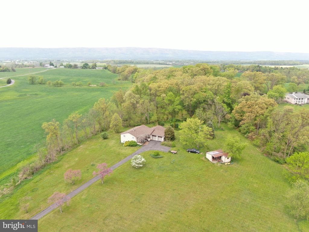 Property photo #12 for 15004 Burnt Mill Rd, Shippensburg, PA 17257