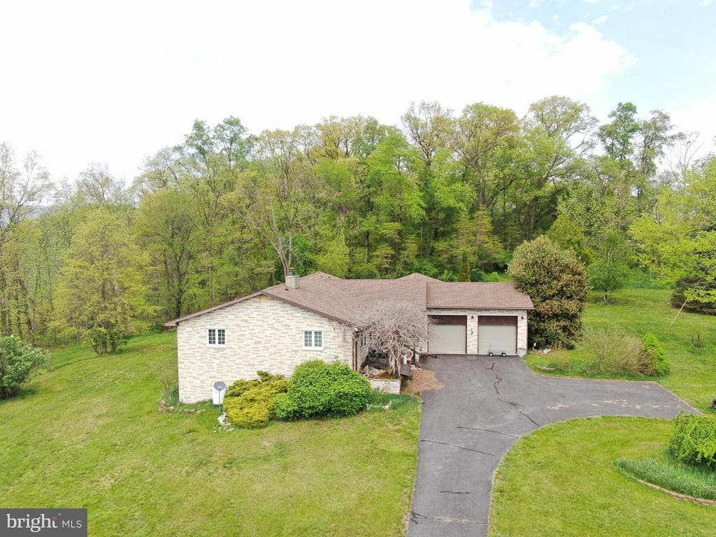 Property photo #20 for 15004 Burnt Mill Rd, Shippensburg, PA 17257