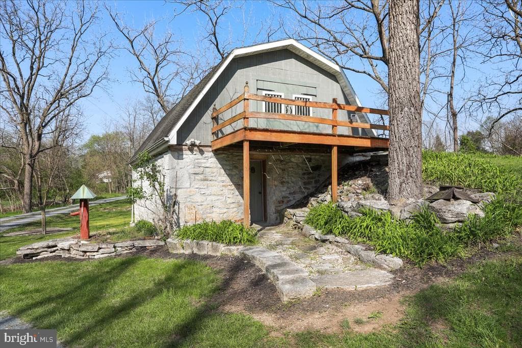 Property photo #6 for 13943 Anthony Hwy, Waynesboro, PA 17268