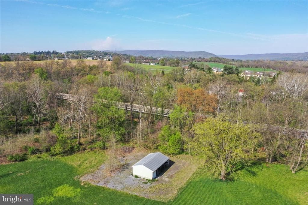 Property photo #8 for 13943 Anthony Hwy, Waynesboro, PA 17268