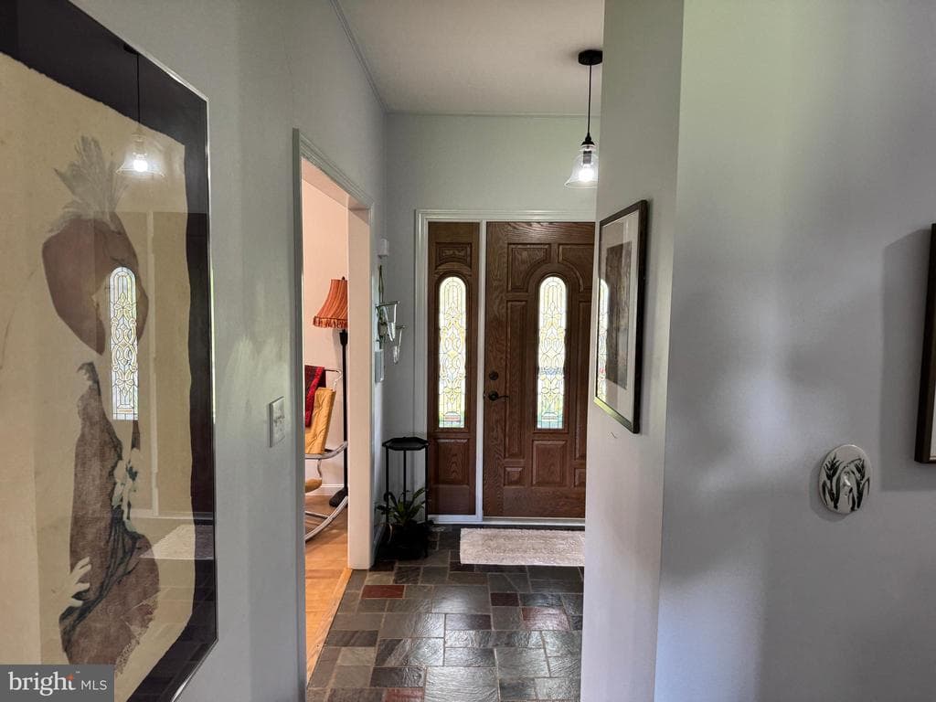 Property photo #21 for 204 Moss Spring Ave, Greencastle, PA 17225
