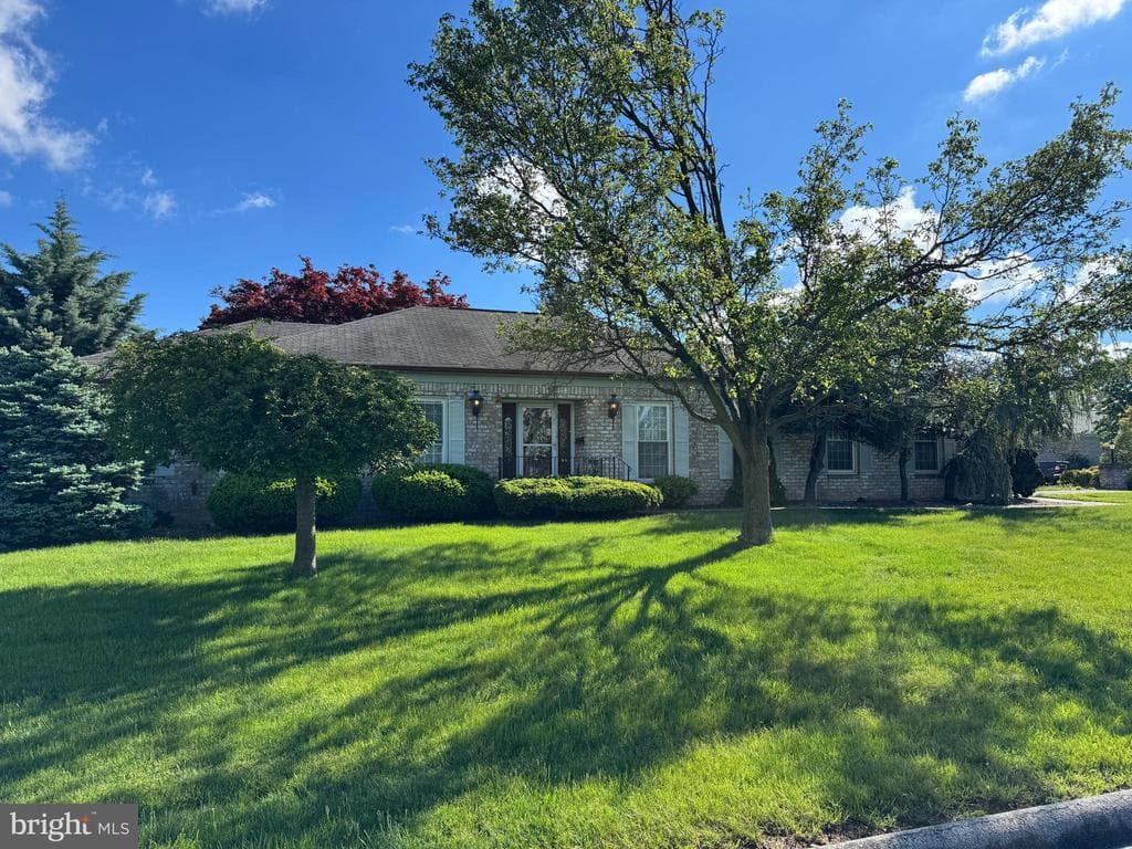 Property photo #4 for 204 Moss Spring Ave, Greencastle, PA 17225