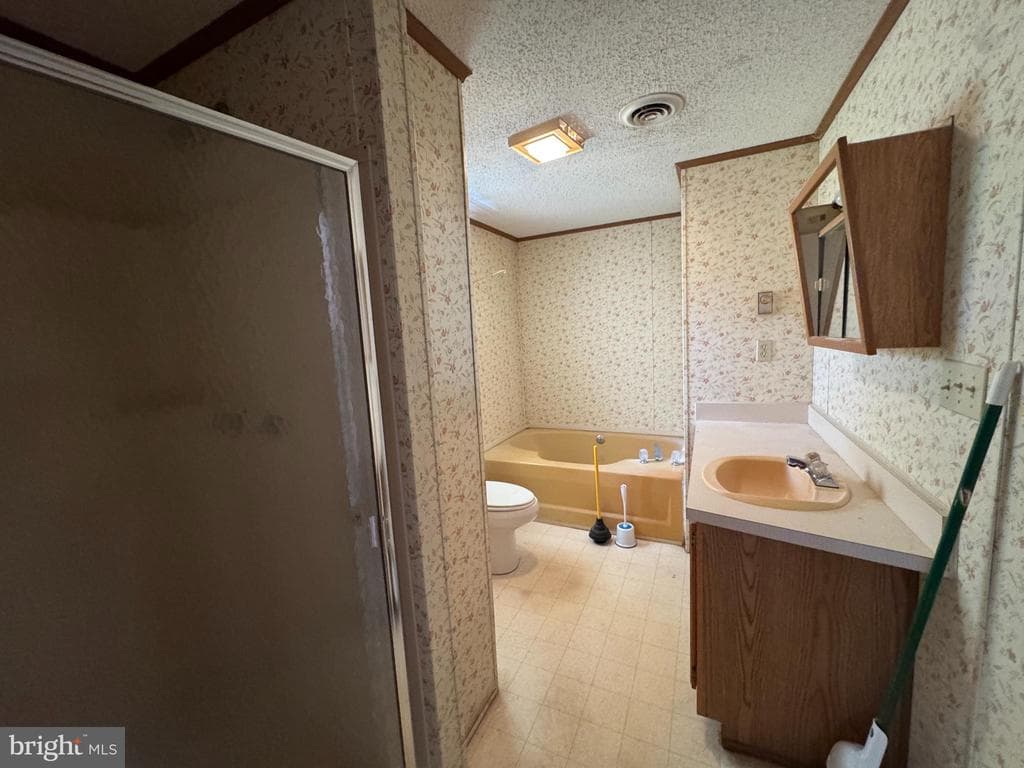 Property photo #12 for 44 Sunset Ave, Chambersburg, PA 17202