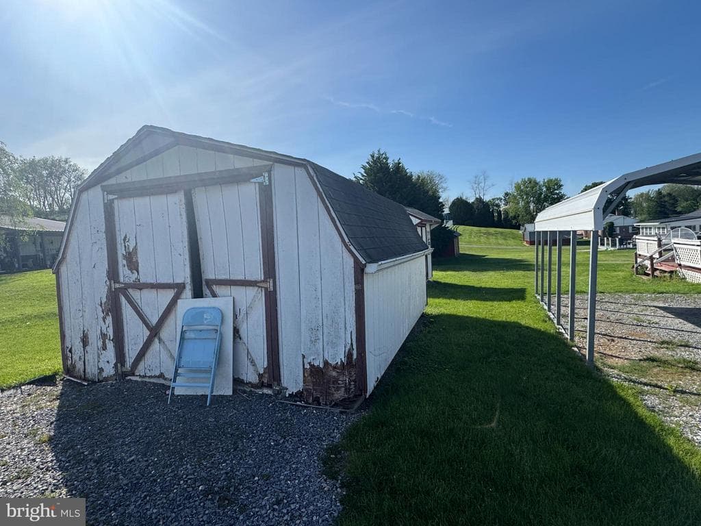 Property photo #5 for 7172 Mentzer Gap Rd, Waynesboro, PA 17268