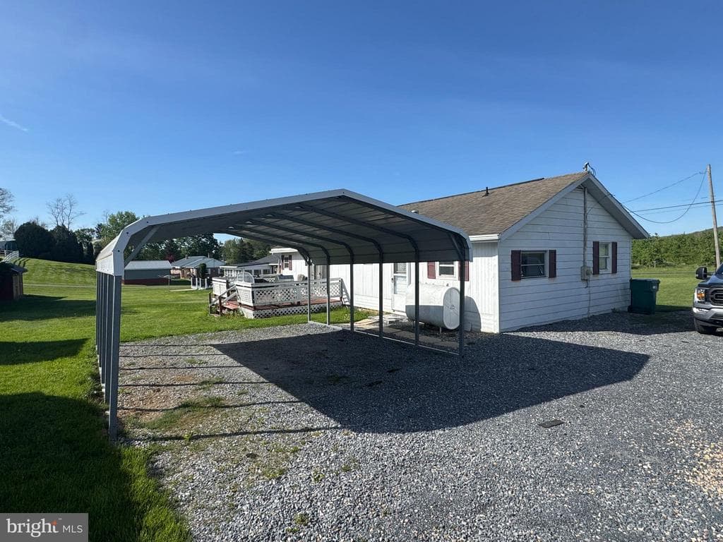 Property photo #6 for 7172 Mentzer Gap Rd, Waynesboro, PA 17268