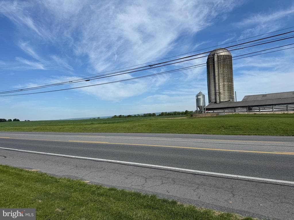 Property photo #4 for 6336 Molly Pitcher Hwy, Shippensburg, PA 17257