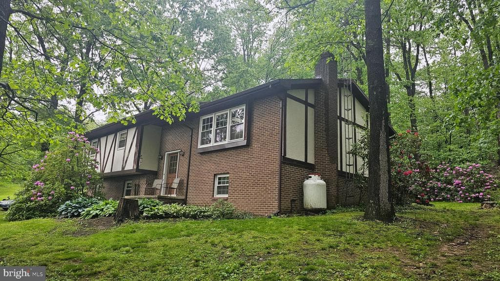 Property photo #3 for 8964 Capitol Hill Rd, Waynesboro, PA 17268
