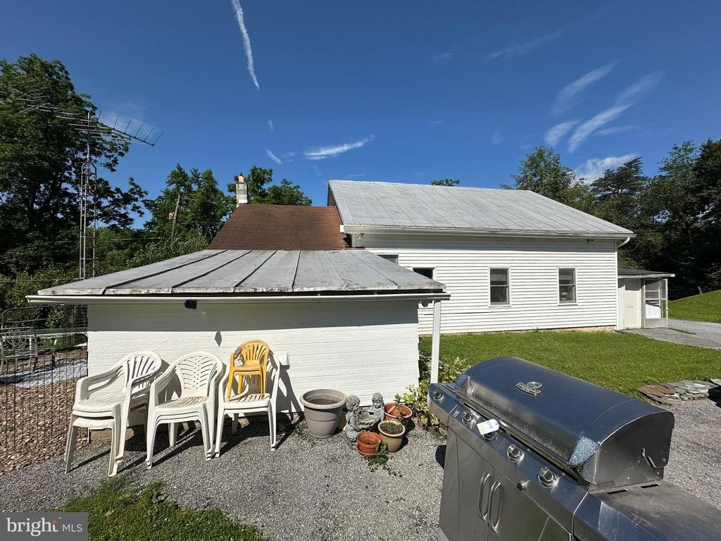Property photo #12 for 152 Bullshead Rd, Newville, PA 17241