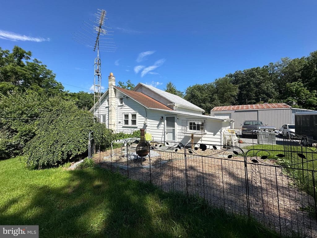 Property photo #14 for 152 Bullshead Rd, Newville, PA 17241