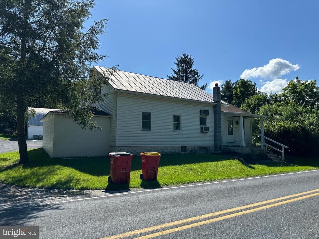 Property photo #3 for 152 Bullshead Rd, Newville, PA 17241