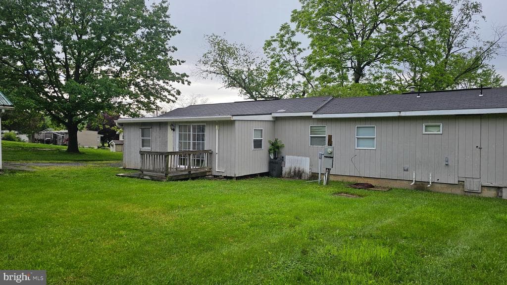 Property photo #4 for 922 Clay Hill Rd, Chambersburg, PA 17202