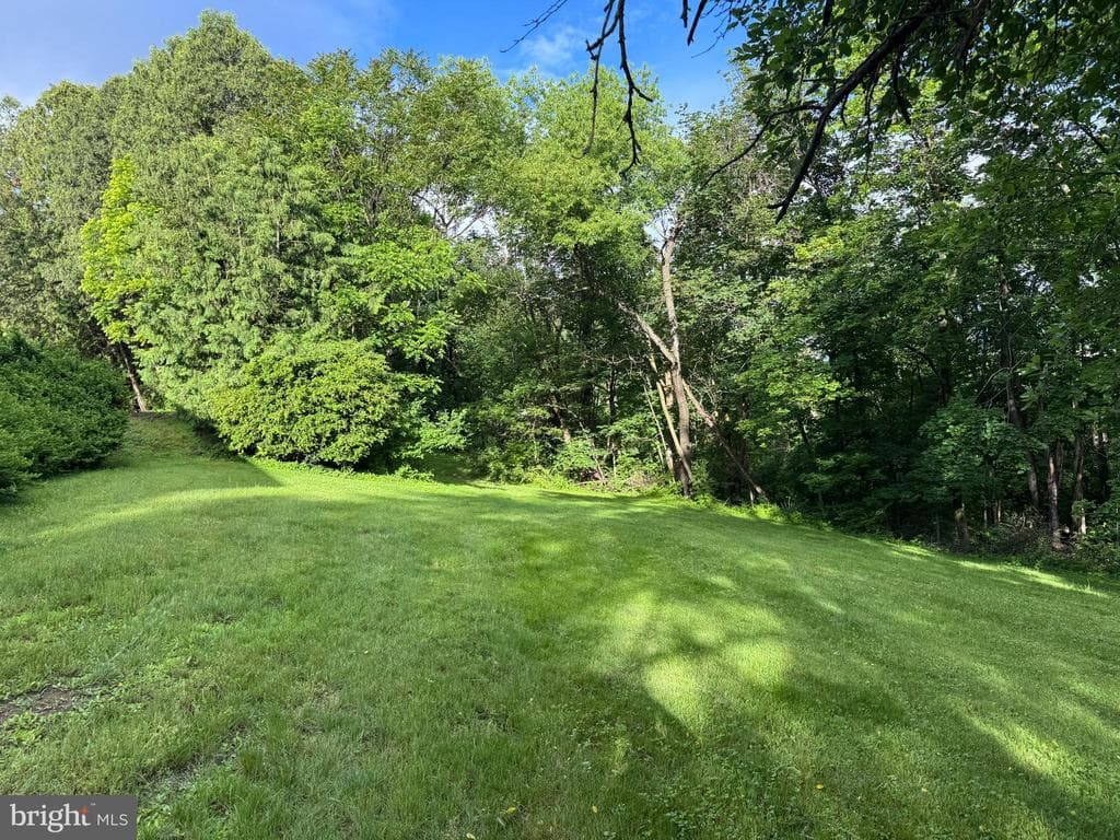 Property photo #27 for 25 Sheffield Drive, Chambersburg, PA 17201