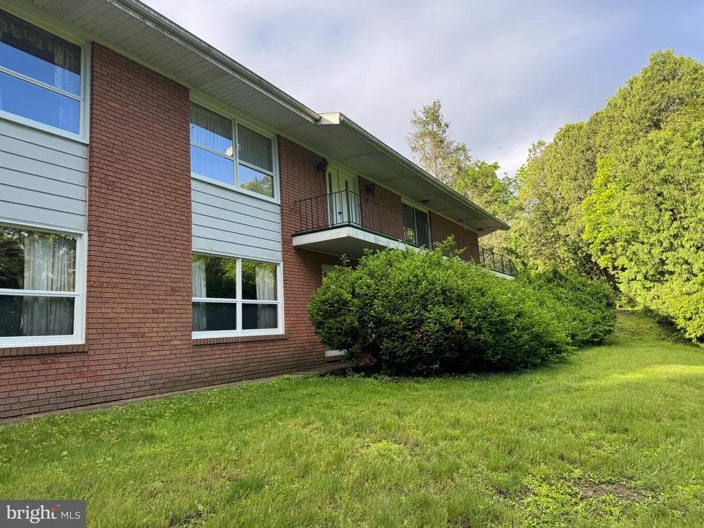 Property photo #28 for 25 Sheffield Drive, Chambersburg, PA 17201