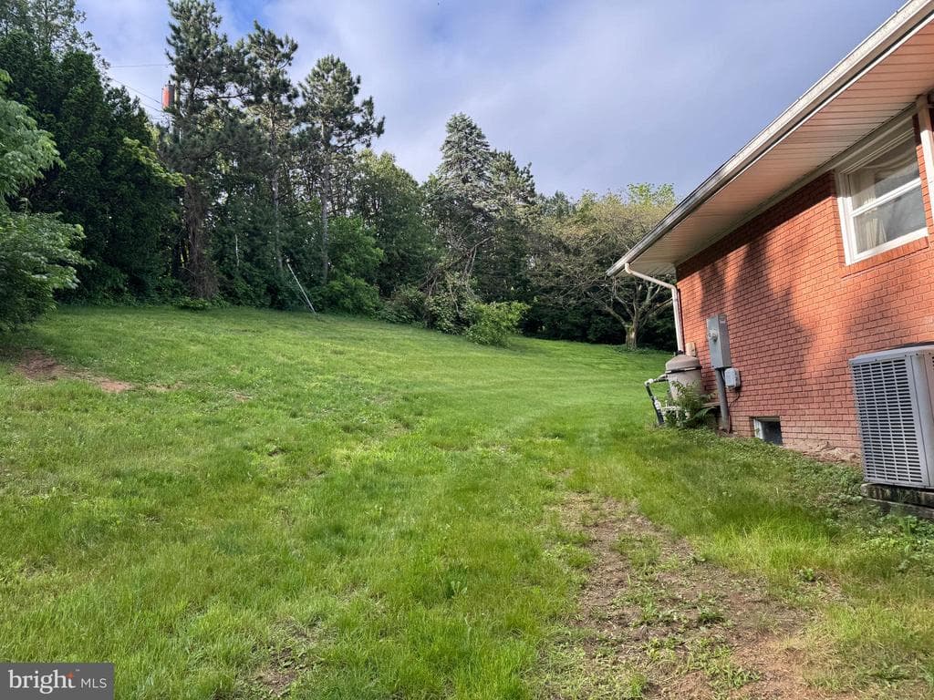 Property photo #33 for 25 Sheffield Drive, Chambersburg, PA 17201