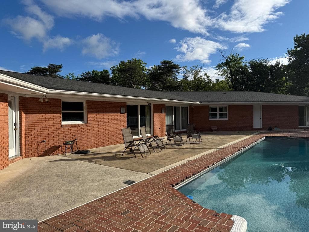 Property photo #39 for 25 Sheffield Drive, Chambersburg, PA 17201