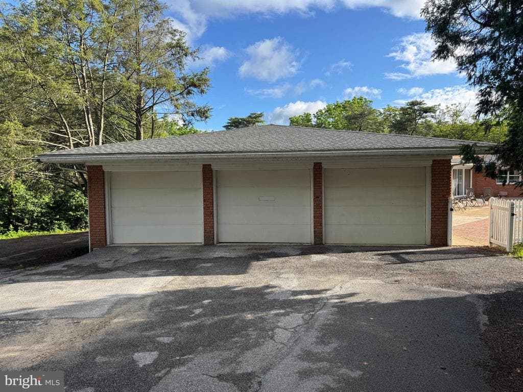 Property photo #41 for 25 Sheffield Drive, Chambersburg, PA 17201