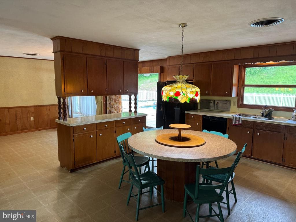 Property photo #51 for 25 Sheffield Drive, Chambersburg, PA 17201