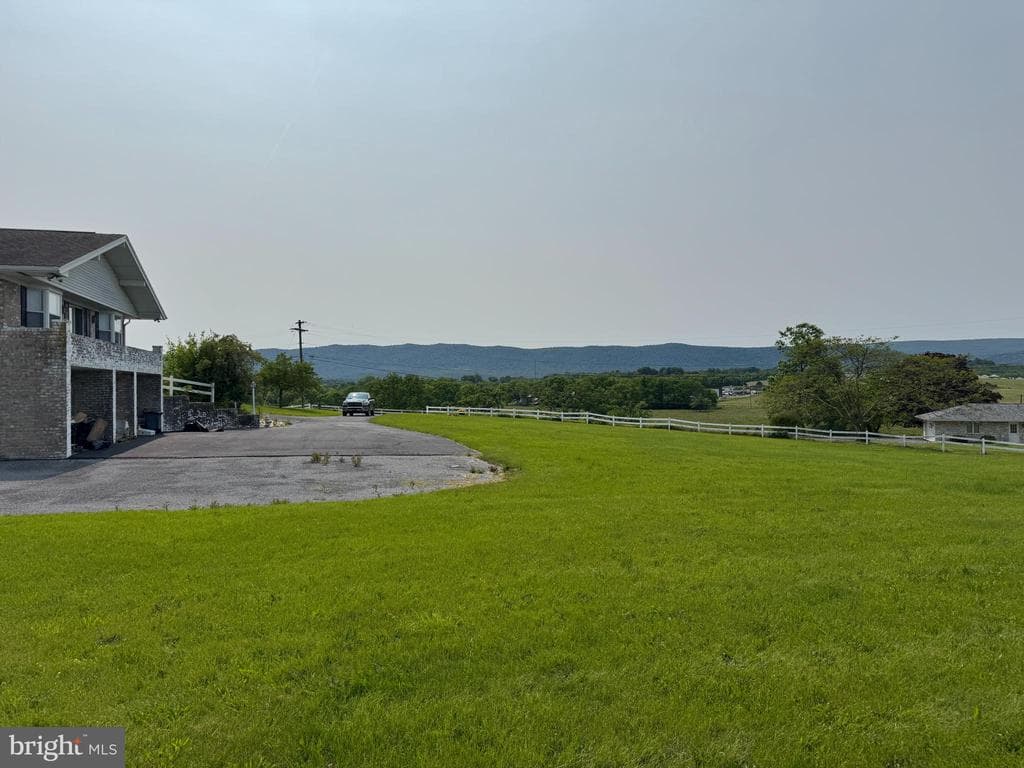 Property photo #10 for 6472 Edwards Drive, Mercersburg, PA 17236