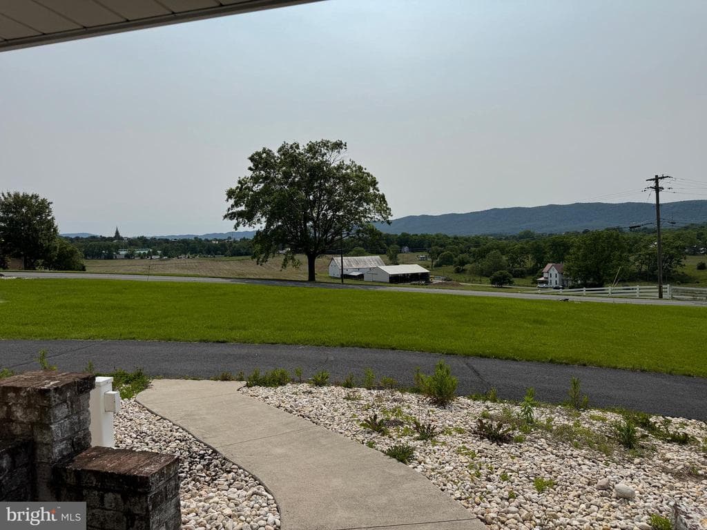 Property photo #14 for 6472 Edwards Drive, Mercersburg, PA 17236