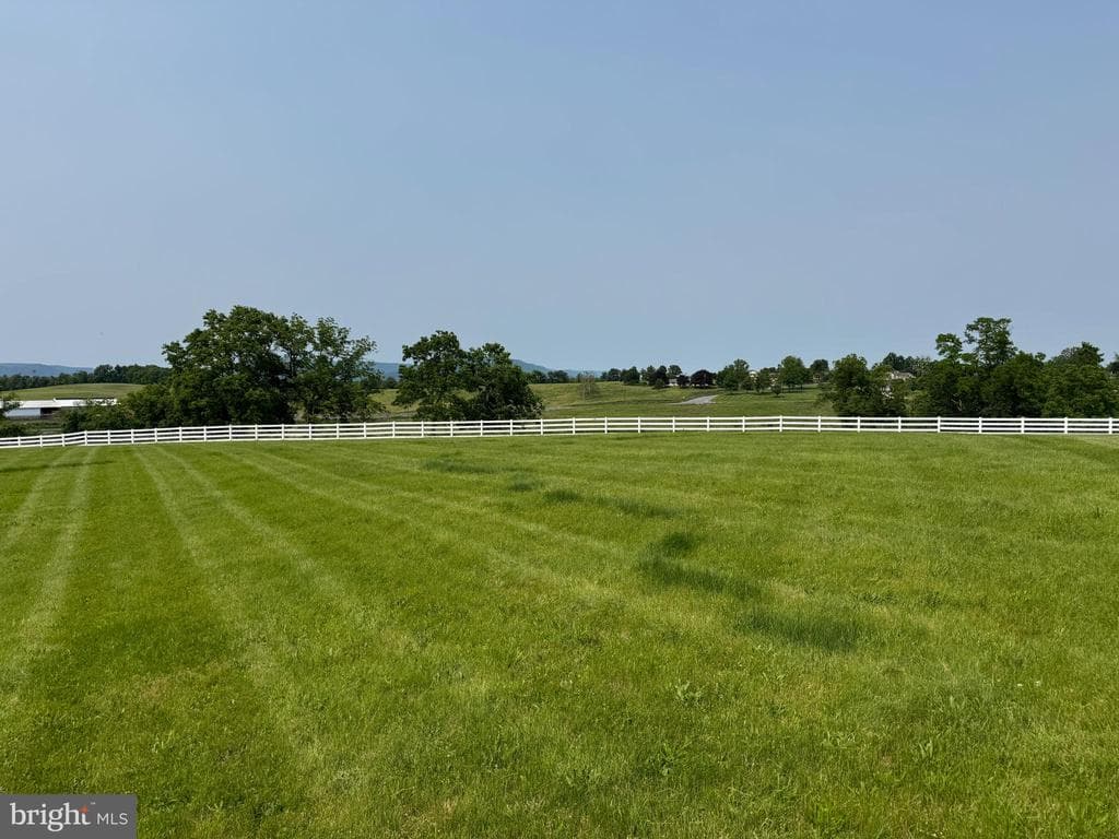 Property photo #6 for 6472 Edwards Drive, Mercersburg, PA 17236