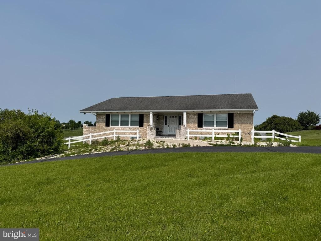 Property photo #0 for 6472 Edwards Drive, Mercersburg, PA 17236