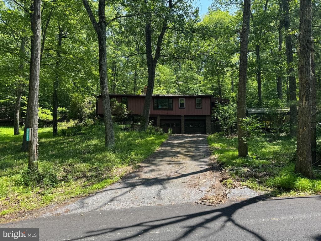 Property photo #15 for 14527 Tower Rd, Smithsburg, MD 21783