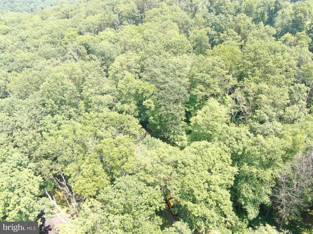 Property photo #2 for 14527 Tower Rd, Smithsburg, MD 21783