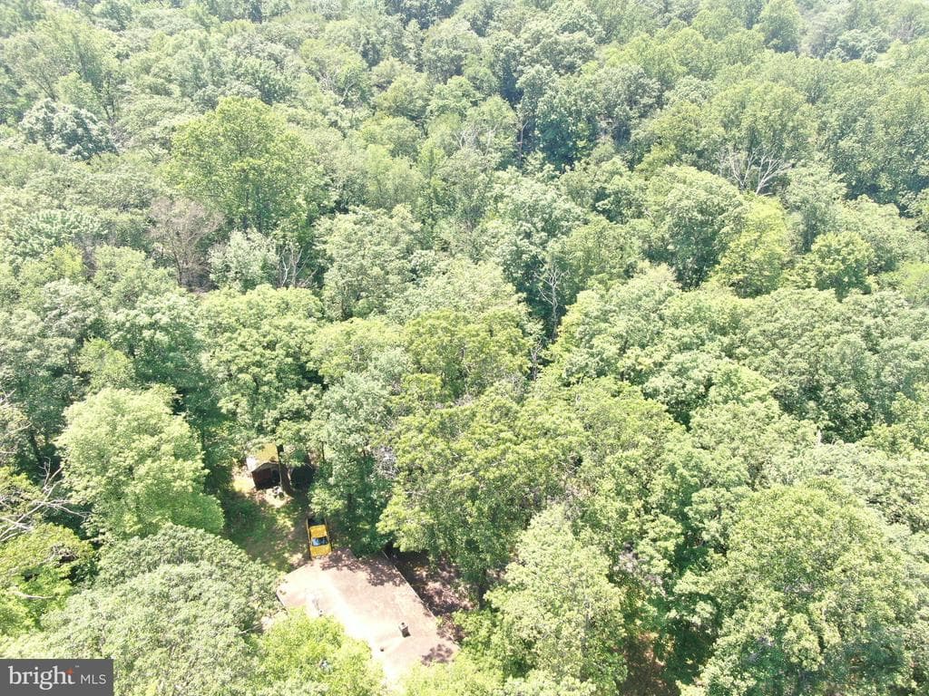 Property photo #7 for 14527 Tower Rd, Smithsburg, MD 21783