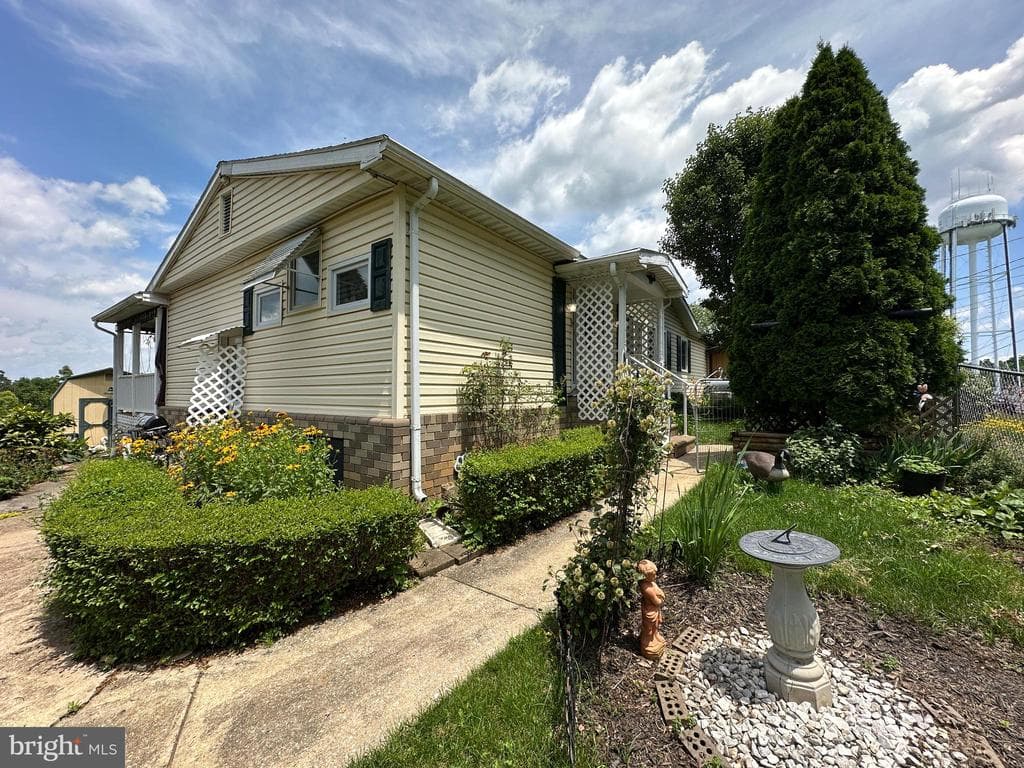 Property photo #0 for 213 W High St, Sharpsburg, MD 21782