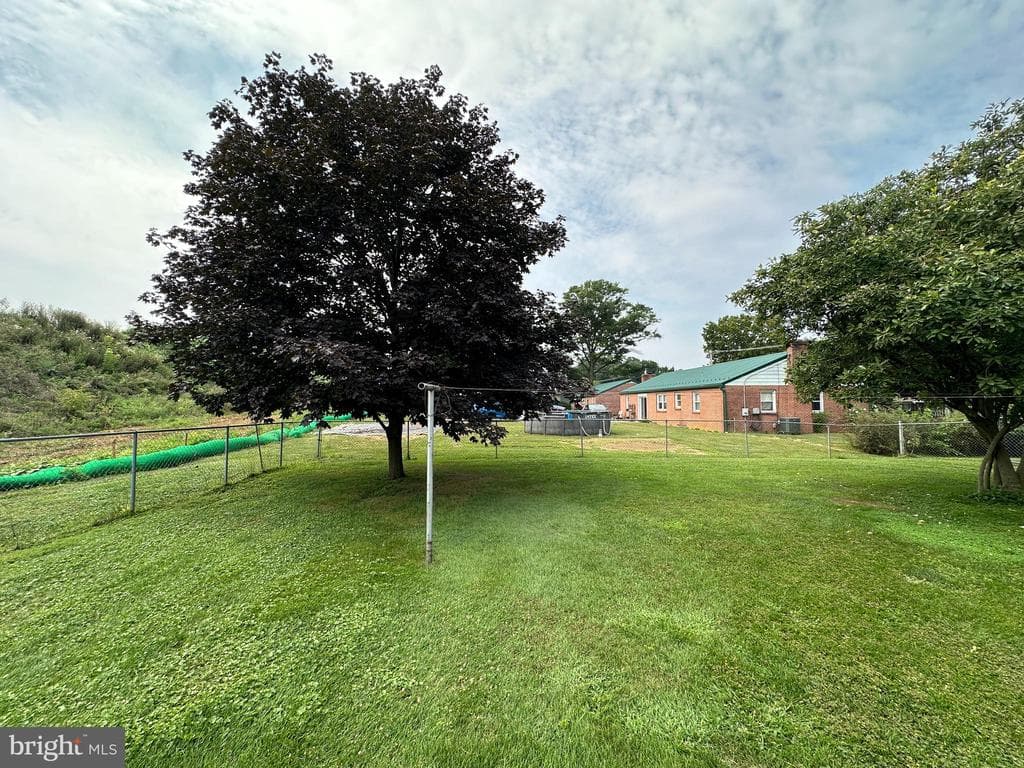Property photo #17 for 594 Shadyside Drive, Chambersburg, PA 17202