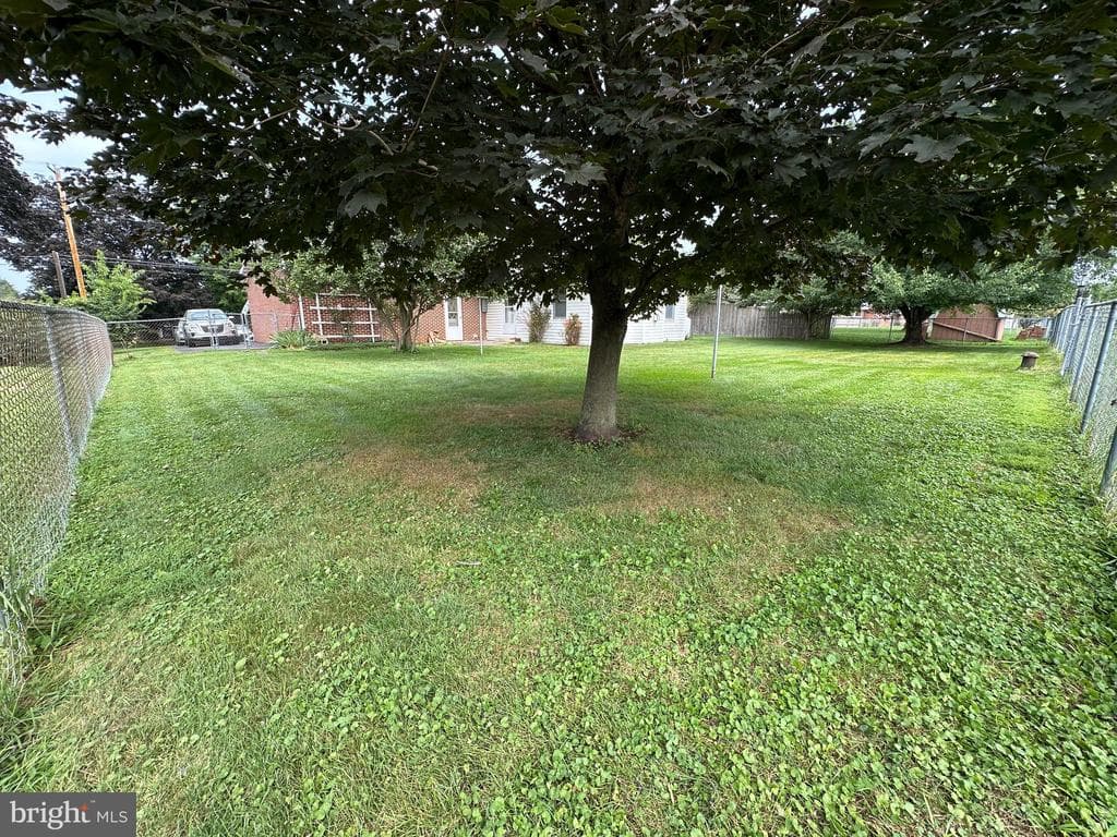 Property photo #20 for 594 Shadyside Drive, Chambersburg, PA 17202