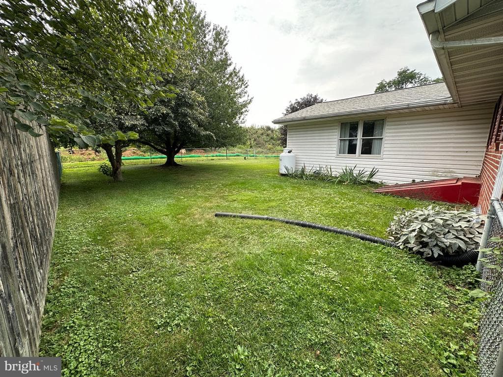 Property photo #22 for 594 Shadyside Drive, Chambersburg, PA 17202