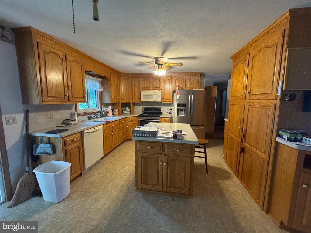Property photo #10 for 2953 Philadelphia Ave, Chambersburg, PA 17201