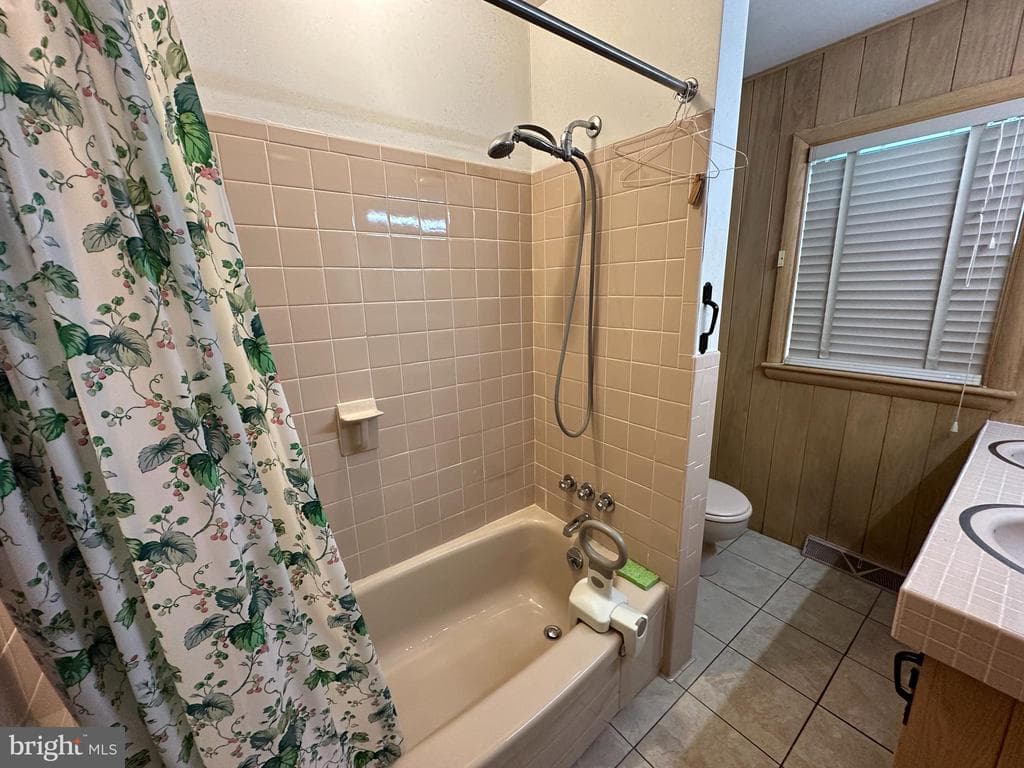 Property photo #19 for 13110 Woodburn Drive, Hagerstown, MD 21742