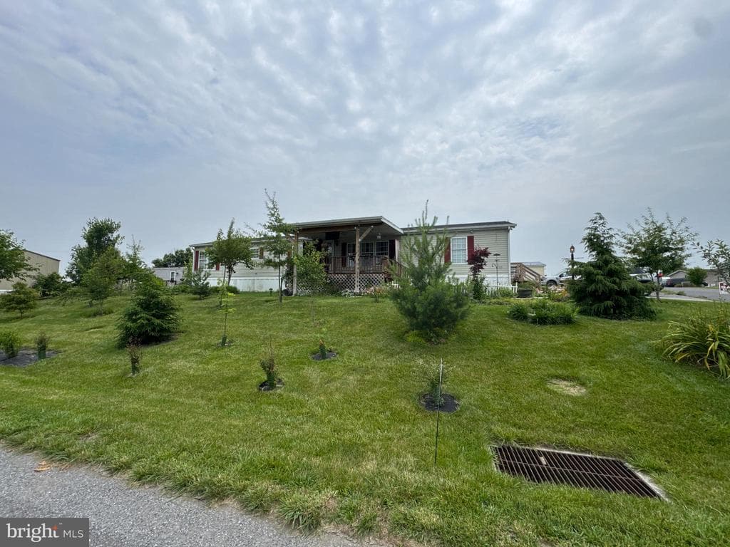 Property photo #0 for Mobile Home at 142 Pleasantwood Ave, St. Thomas, PA 17252