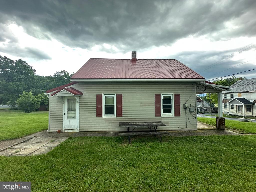 Property photo #7 for 7805 Mentzer Gap Rd, Waynesboro, PA 17268