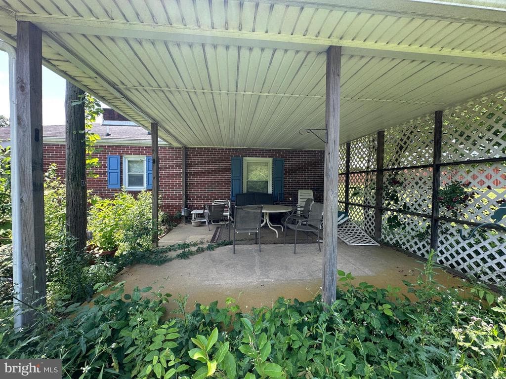 Property photo #8 for 7819 Mentzer Gap Rd, Waynesboro, PA 17268