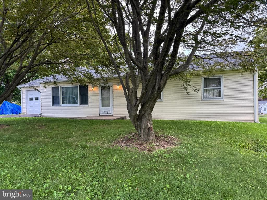 Property photo #0 for 15341 Orchard Ave, Blue Ridge Summit, PA 17214