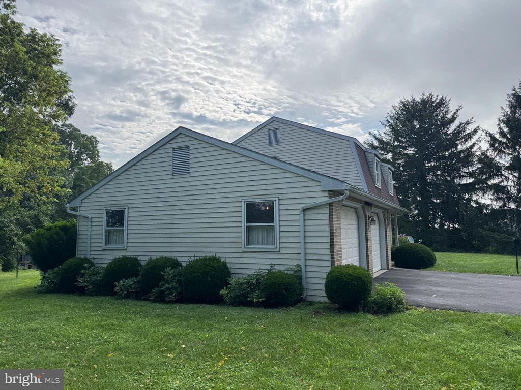 Property photo #14 for 45 Bloserville Rd, Carlisle, PA 17015
