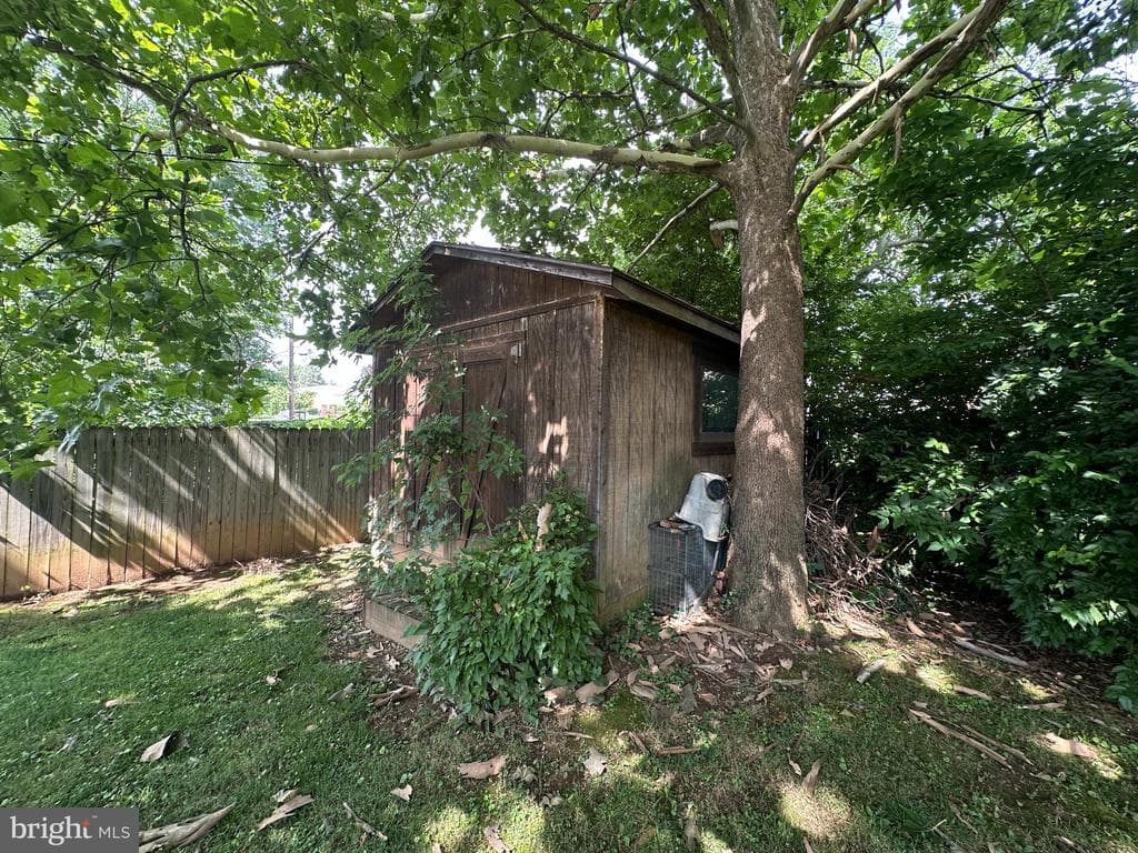Property photo #16 for 417 S Georgia Ave, Martinsburg, WV 25401