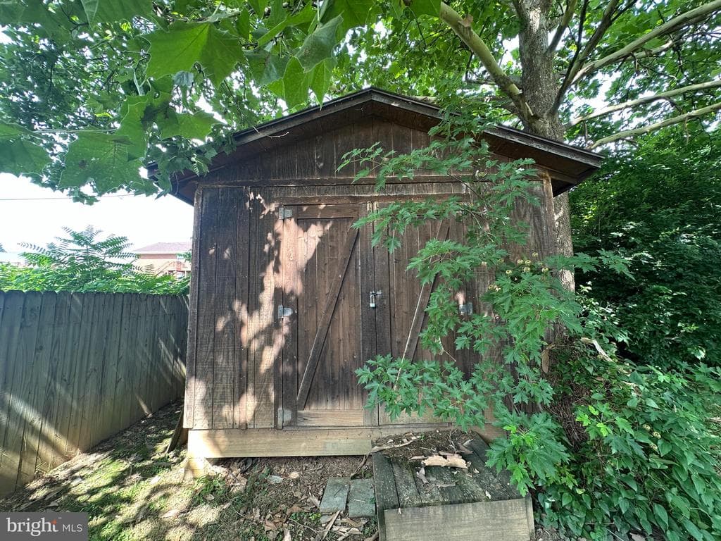Property photo #17 for 417 S Georgia Ave, Martinsburg, WV 25401