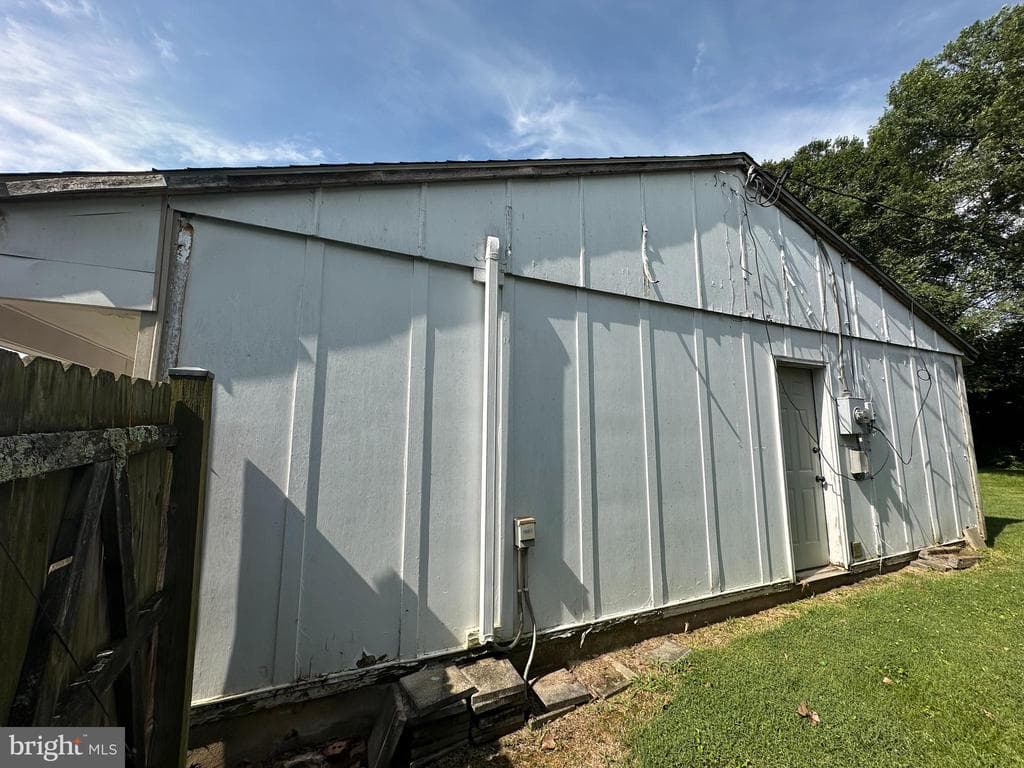 Property photo #3 for 417 S Georgia Ave, Martinsburg, WV 25401