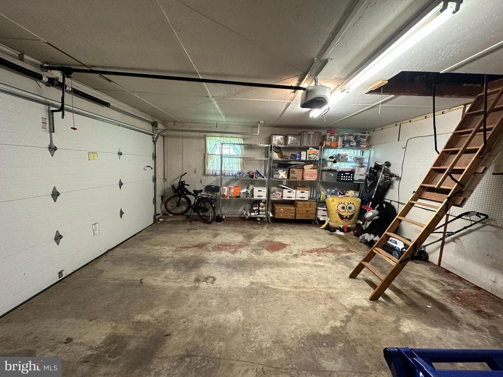 Property photo #4 for 296 Overhill Drive, Chambersburg, PA 17202