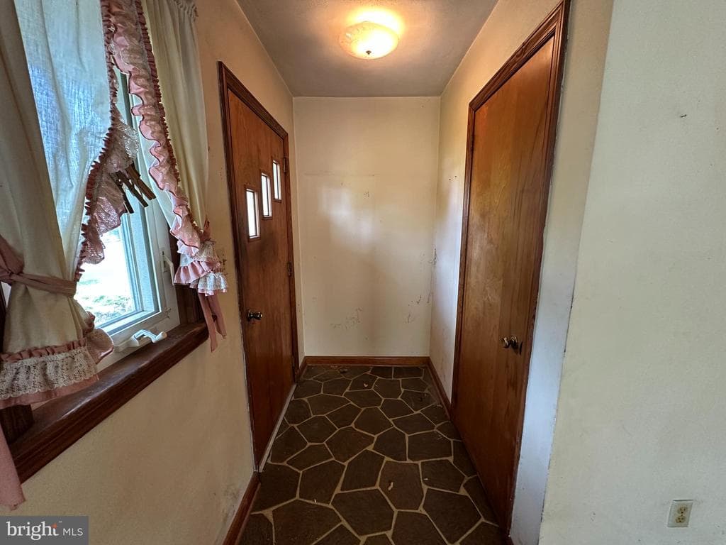 Property photo #13 for 6008 Cumberland Hwy, Chambersburg, PA 17202