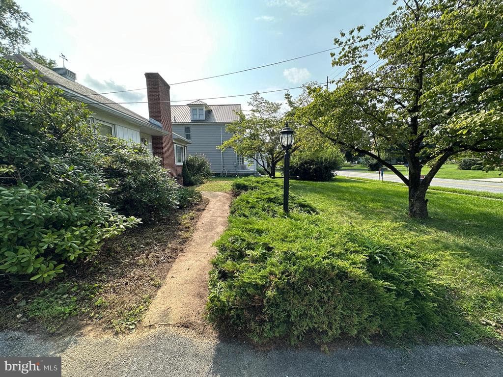 Property photo #3 for 6008 Cumberland Hwy, Chambersburg, PA 17202